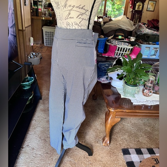 NWT Kim Rogers pull on straight pants with tummy control size 16 short. - Picture 6 of 16